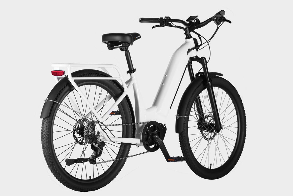 White DAMAXED electric commuter bike, 9-speed, Ananda M100 motor, LG 48V14Ah battery. Side view, 45 degree angle.